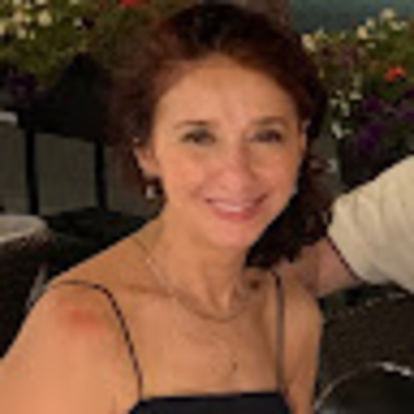 Meet your Posher, Naila - Picture 1 of 1